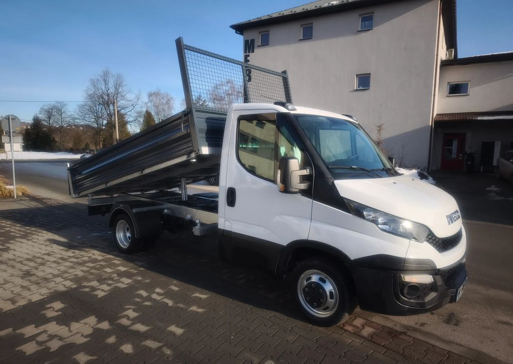 Iveco Daily 35c14 kipper wywrot wywrotka klima - Furgoneta basculante: foto 3 Iveco Daily 35c14 kipper wywrot wywrotka klima - Furgoneta basculante: foto 3