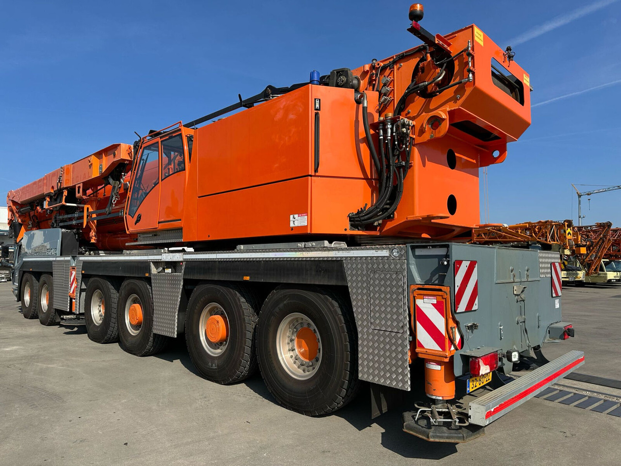 Grove Grove GMK 6400 - Autogrúa: foto 4 Grove Grove GMK 6400 - Autogrúa: foto 4