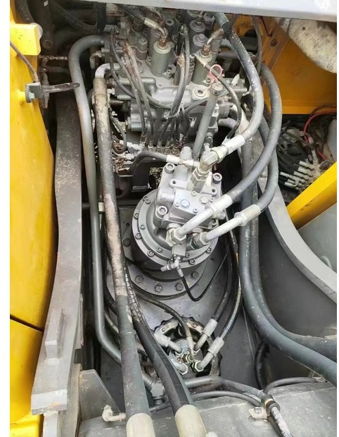 Excavadora de cadenas 2023 Volvo EC220: foto 8