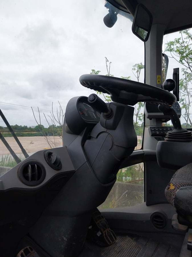 CATERPILLAR chargeur 924K en l'état. Il a été acheté en 2013 - Cargadora de ruedas: foto 2 CATERPILLAR chargeur 924K en l'état. Il a été acheté en 2013 - Cargadora de ruedas: foto 2