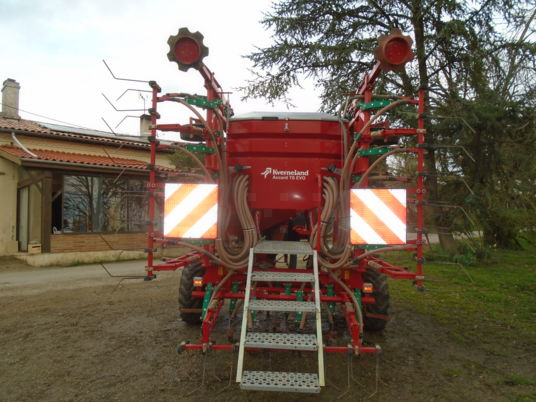Kverneland TS EVO 6000 - Combinado de siembra: foto 5 Kverneland TS EVO 6000 - Combinado de siembra: foto 5