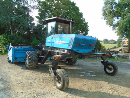 Faucheuse andaineuse automotrice - Cosechadora: foto 3 Faucheuse andaineuse automotrice - Cosechadora: foto 3