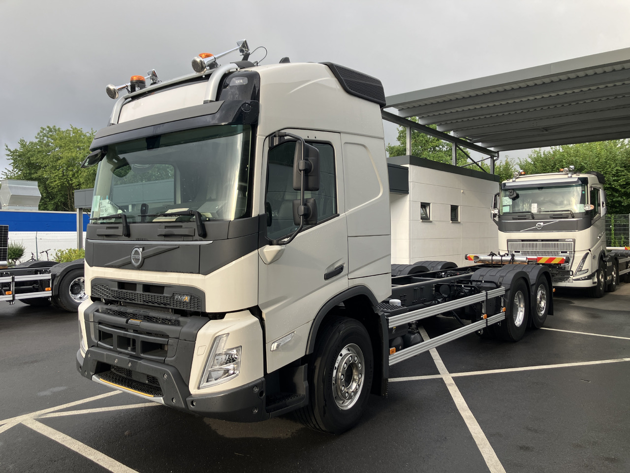 VOLVO FMX 540 6x2 Globetrotter Chassis - Camión chasis: foto 1 VOLVO FMX 540 6x2 Globetrotter Chassis - Camión chasis: foto 1