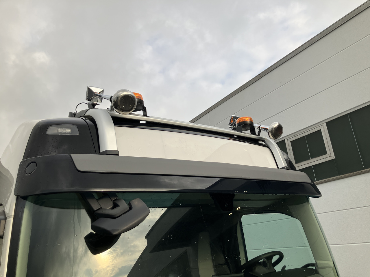 VOLVO FMX 540 6x2 Globetrotter Chassis - Camión chasis: foto 5 VOLVO FMX 540 6x2 Globetrotter Chassis - Camión chasis: foto 5