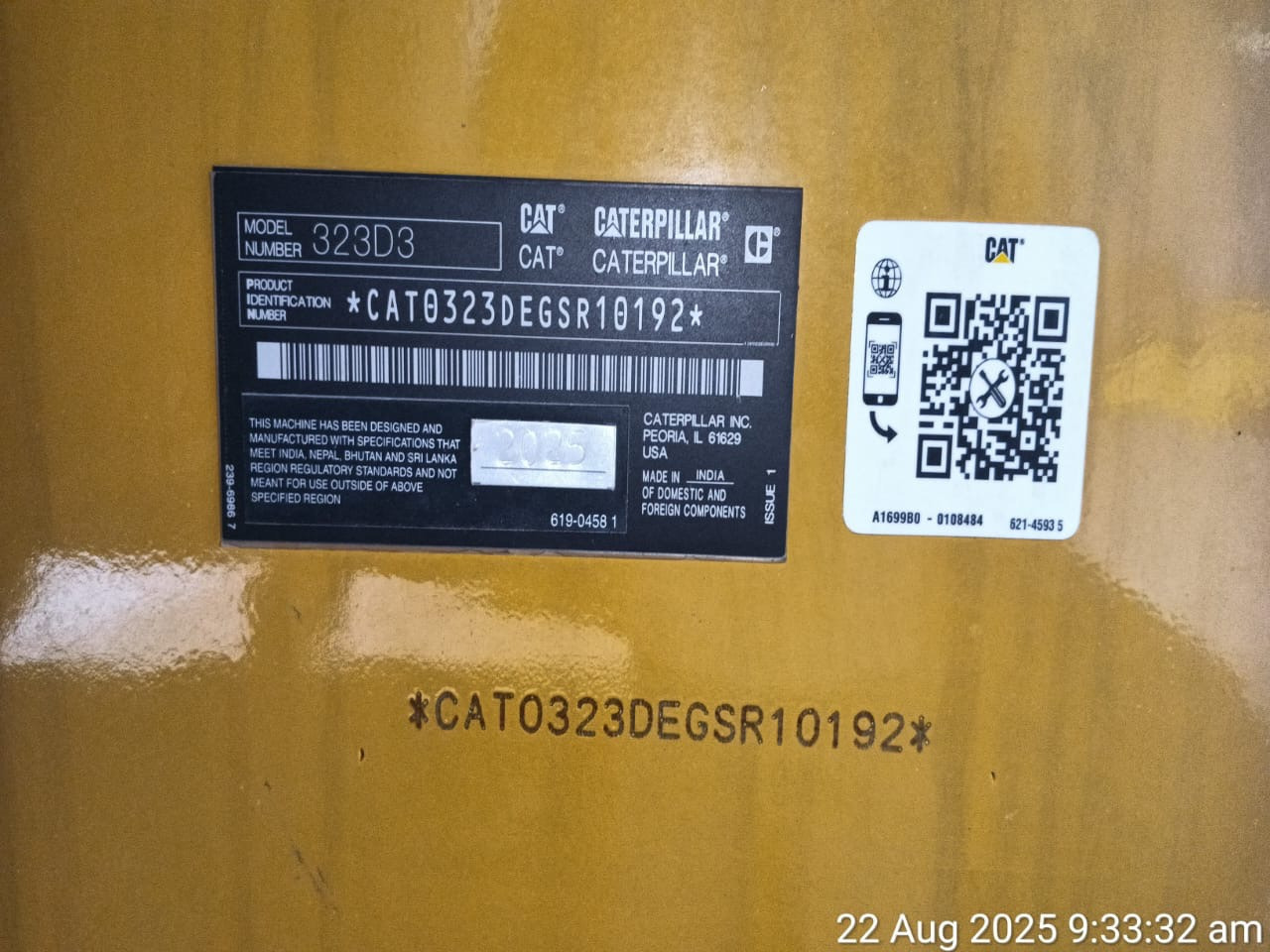 CATERPILLAR 323D3 - Excavadora: foto 4 CATERPILLAR 323D3 - Excavadora: foto 4