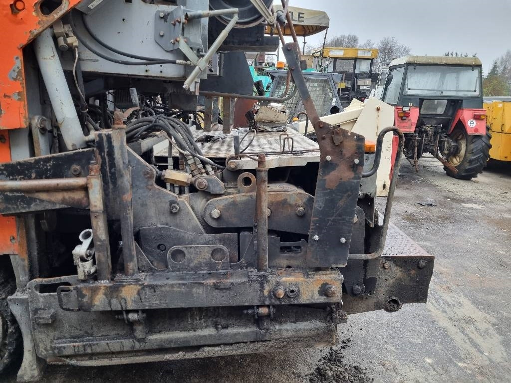 ABG Titan 8820  - Pavimentadora de asfalto: foto 4 ABG Titan 8820  - Pavimentadora de asfalto: foto 4