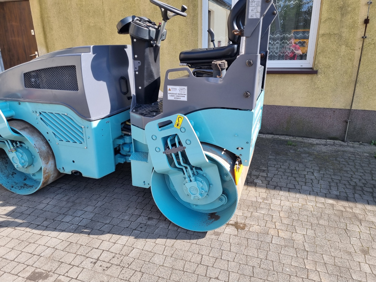 BOMAG BW 120 AD-4 - Apisonadora de asfalto: foto 2 BOMAG BW 120 AD-4 - Apisonadora de asfalto: foto 2