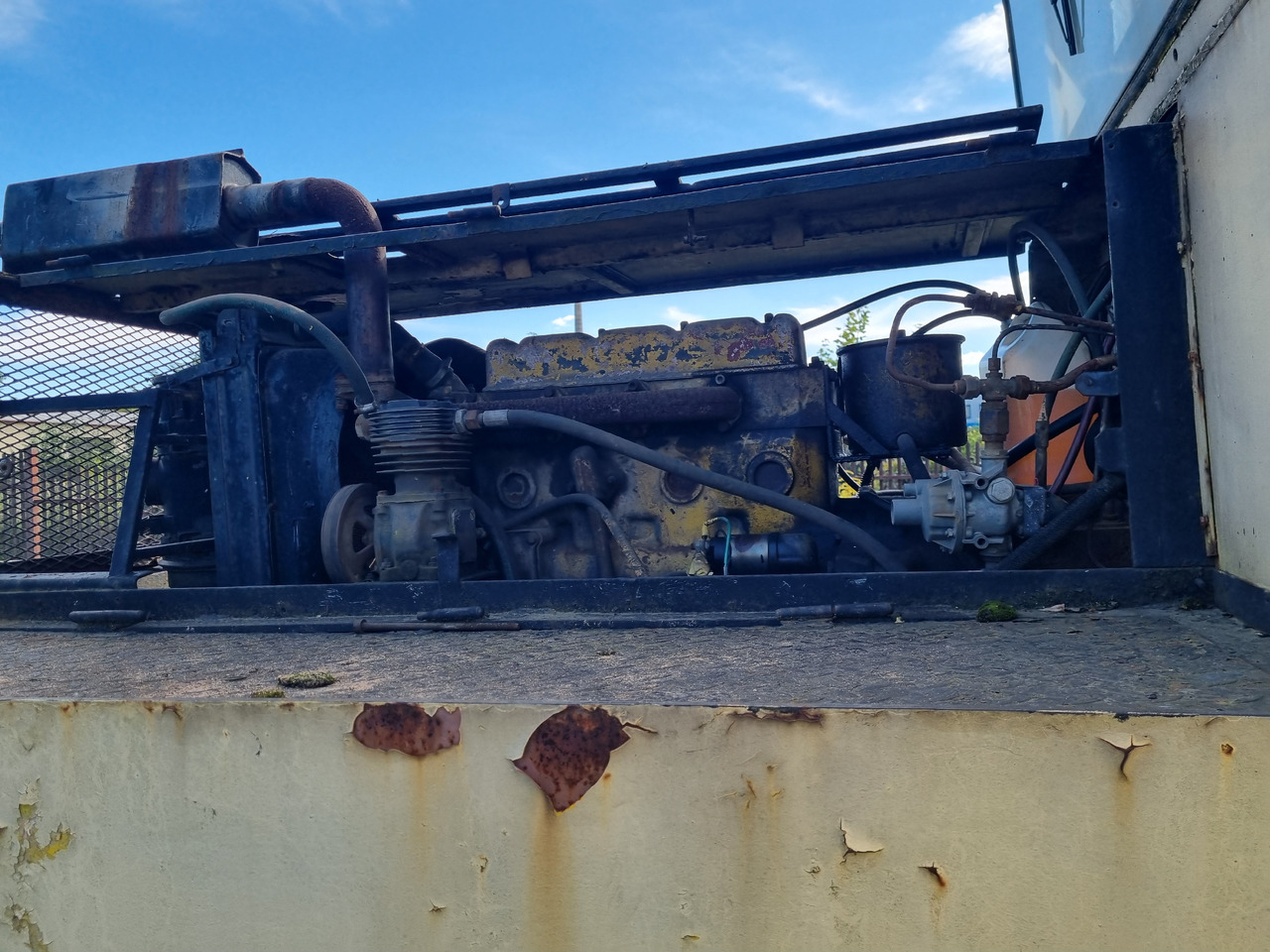 Stavostroj GRW 101 - Rodillo de neumáticos: foto 3 Stavostroj GRW 101 - Rodillo de neumáticos: foto 3