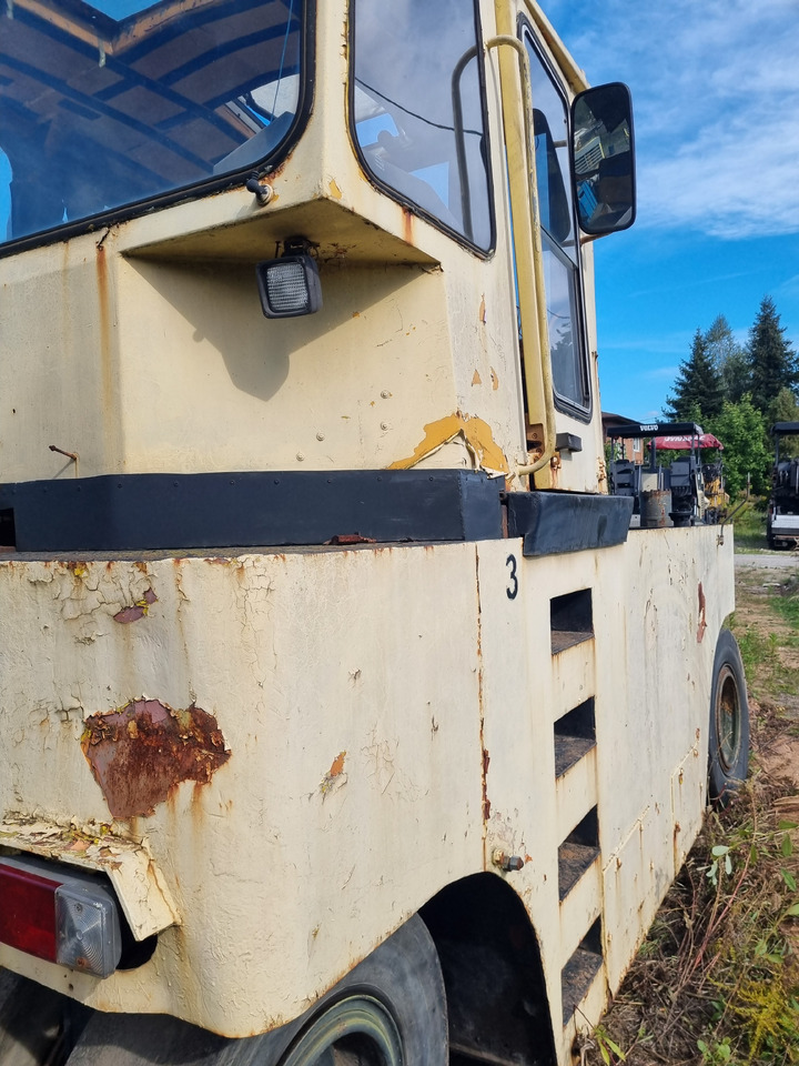 Stavostroj GRW 101 - Rodillo de neumáticos: foto 5 Stavostroj GRW 101 - Rodillo de neumáticos: foto 5