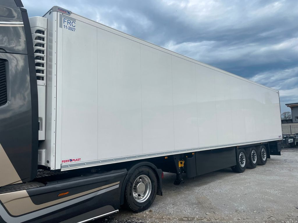 Schmitz Cargobull SKO 24 Cool V7 DoppelStock Blumenbreit - Semirremolque frigorífico: foto 1 Schmitz Cargobull SKO 24 Cool V7 DoppelStock Blumenbreit - Semirremolque frigorífico: foto 1