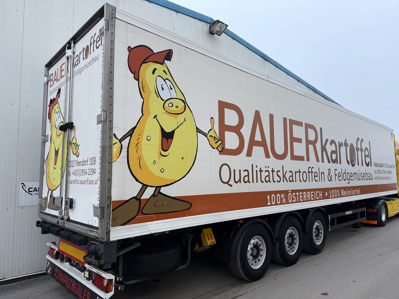 Schwarzmüller Carrier Maxima 1300 ALU LIFT - Semirremolque caja cerrada: foto 4 Schwarzmüller Carrier Maxima 1300 ALU LIFT - Semirremolque caja cerrada: foto 4