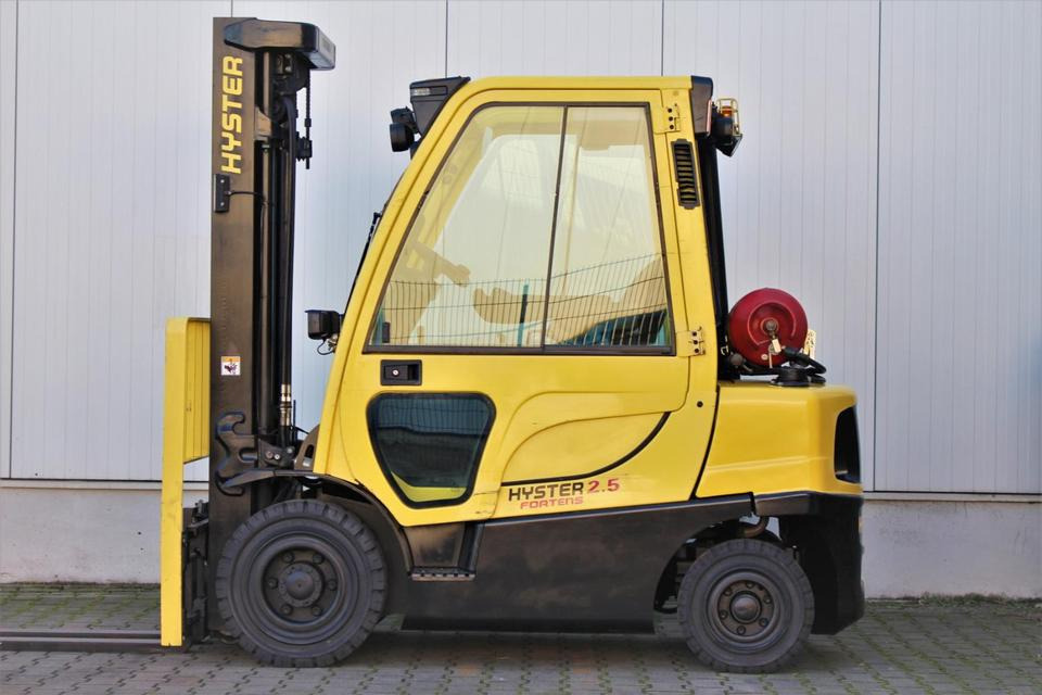 HYSTER H2.5FT Gas 2500kg Kabine 2018 Stapler UVV ✅ - Carretilla elevadora de gas: foto 4 HYSTER H2.5FT Gas 2500kg Kabine 2018 Stapler UVV ✅ - Carretilla elevadora de gas: foto 4