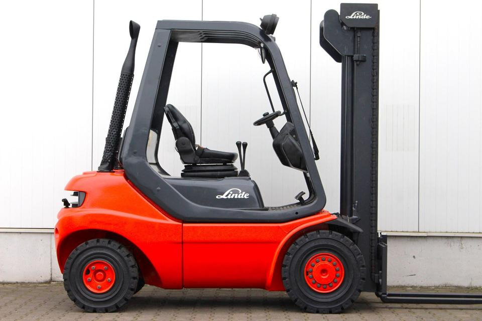 LINDE H20D Diesel TOP Zustand -  UVV NEU - Carretilla elevadora diésel: foto 3 LINDE H20D Diesel TOP Zustand -  UVV NEU - Carretilla elevadora diésel: foto 3