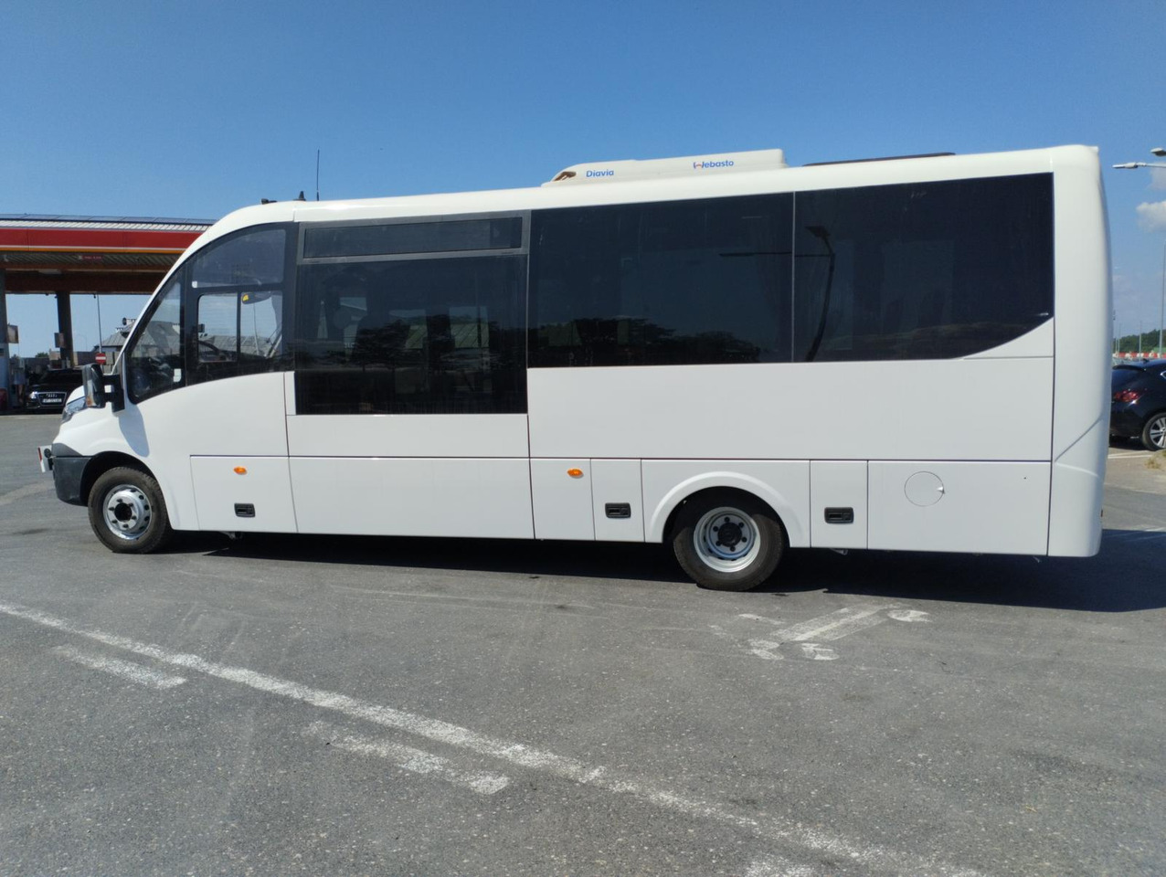 IVECO FIRST ROSERO 70C18 - Minibús, Furgoneta de pasajeros: foto 4 IVECO FIRST ROSERO 70C18 - Minibús, Furgoneta de pasajeros: foto 4