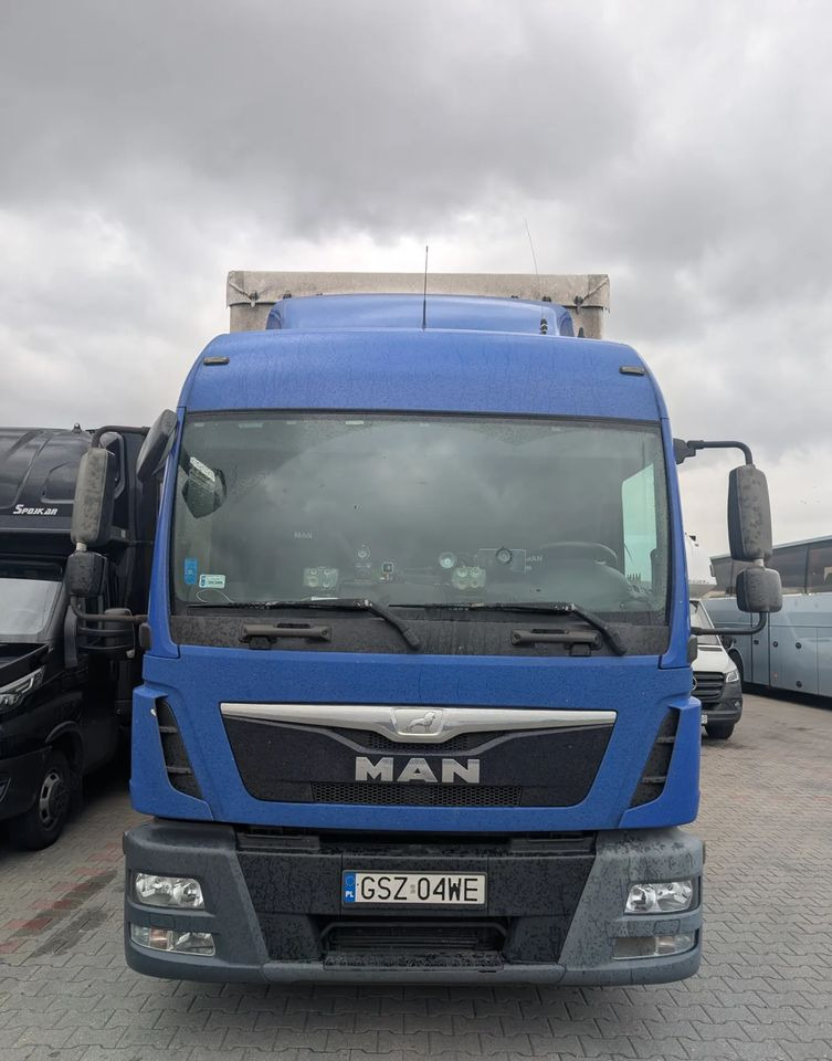 MAN TRUCK TGL - Camión lona: foto 2 MAN TRUCK TGL - Camión lona: foto 2