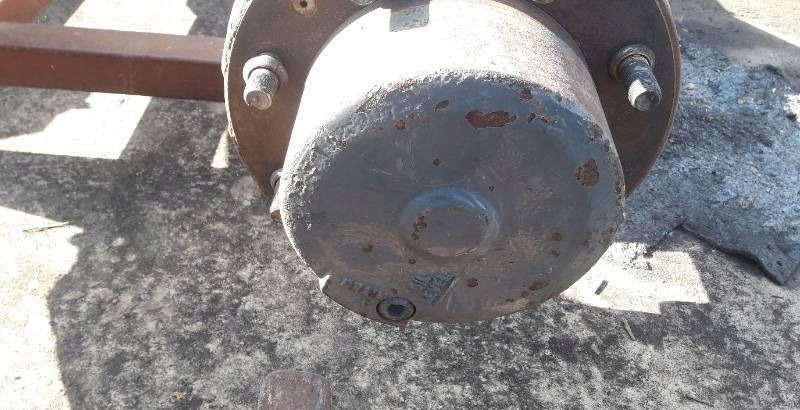 Atlas 1004 most PSB 220 tyl sztywny zwolnica kola - Transmisión: foto 2 Atlas 1004 most PSB 220 tyl sztywny zwolnica kola - Transmisión: foto 2