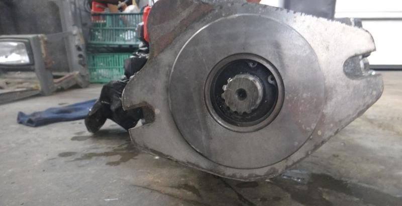 Fendt pompa hydrauliczna 13 ZEBÓW - Bomba hidráulica para Maquinaria agrícola: foto 2 Fendt pompa hydrauliczna 13 ZEBÓW - Bomba hidráulica para Maquinaria agrícola: foto 2