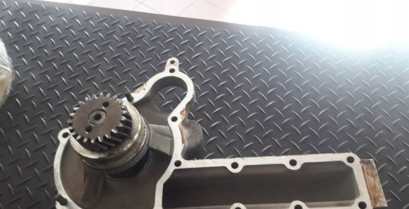 Deutz pompa wody BF8M BF6M 1015 - Recambio: foto 2 Deutz pompa wody BF8M BF6M 1015 - Recambio: foto 2