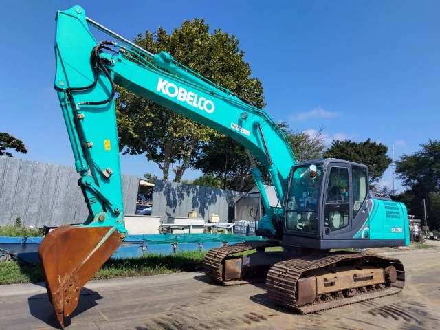 KOBELCO SK200-10 - Excavadora de cadenas: foto 1 KOBELCO SK200-10 - Excavadora de cadenas: foto 1