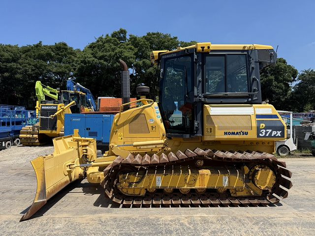 KOMATSU D37PX-23 - Bulldozer: foto 2 KOMATSU D37PX-23 - Bulldozer: foto 2