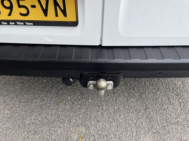 Furgoneta pequeña Renault Trafic 1.6 dCi 126pk E6 Comfort 3 zits BPM Vrij! Lease €240 p/m, Airco, Navi, Trekhaak, PDC, Volledig onderhoudshistorie aanwezig: foto 17