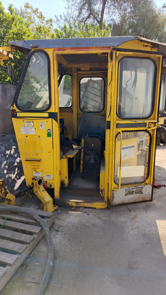 EPIROC BOOMER 282S (CABINAS) - Maquinaria para minería: foto 1 EPIROC BOOMER 282S (CABINAS) - Maquinaria para minería: foto 1