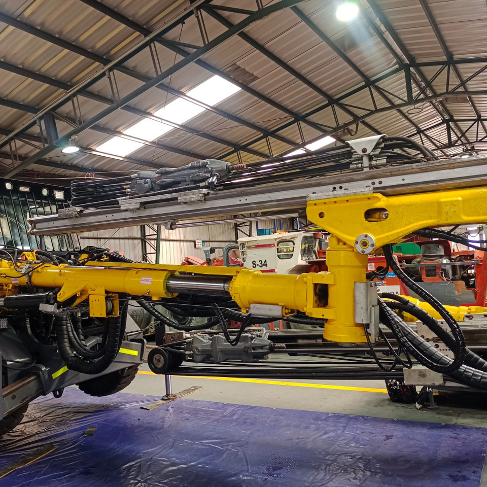 EPIROC BOOMER S2C - Perforadora direccional horizontal: foto 3 EPIROC BOOMER S2C - Perforadora direccional horizontal: foto 3