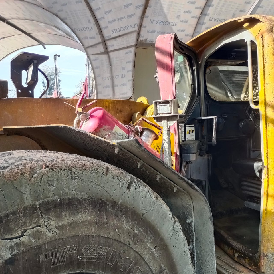 EPIROC ST1030 - Maquinaria para minería: foto 4 EPIROC ST1030 - Maquinaria para minería: foto 4