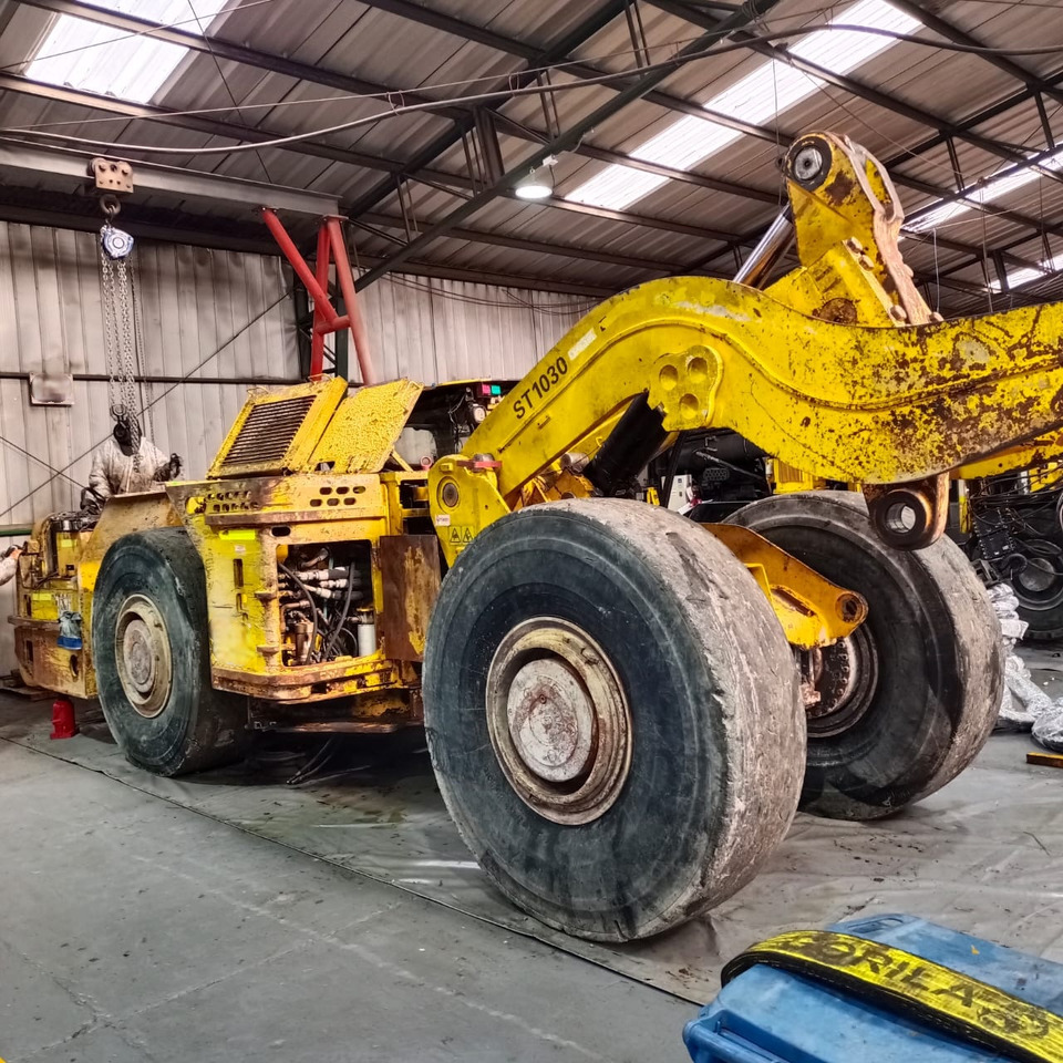 EPIROC ST1030 - Maquinaria para minería: foto 1 EPIROC ST1030 - Maquinaria para minería: foto 1