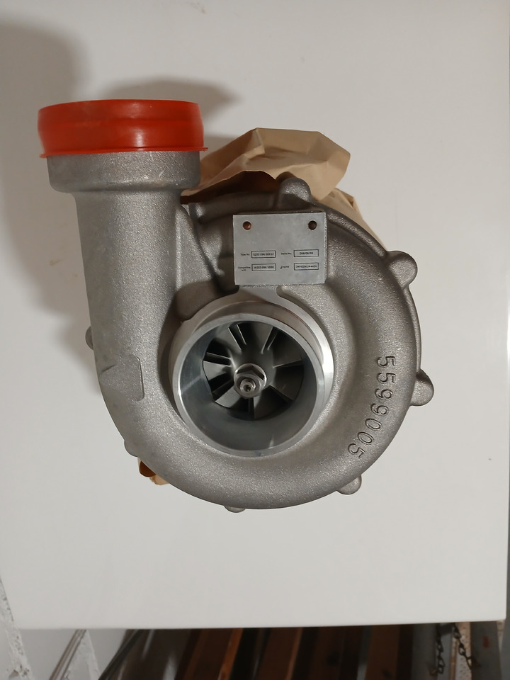 Turbocharger for Mercedes OM 422 - Turbocompresor: foto 1 Turbocharger for Mercedes OM 422 - Turbocompresor: foto 1