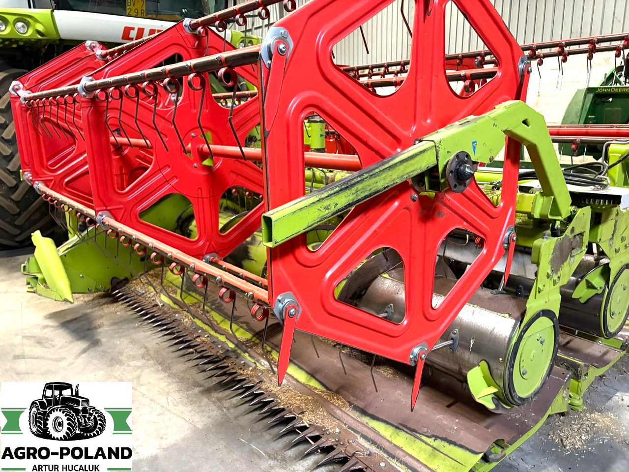 CLAAS C 540 - 5,4 M - 2021 ROK - Cabezal de grano: foto 4 CLAAS C 540 - 5,4 M - 2021 ROK - Cabezal de grano: foto 4