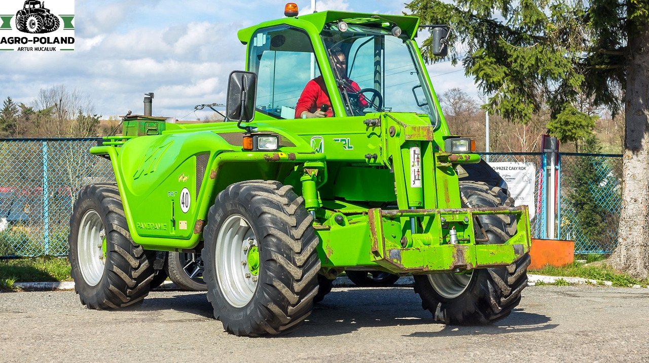 MERLO P 41.7 FARMER - 2010 ROK - WAGA - ŁYŻKA 2.5 M3- WIDŁY + UKŁAD PNEUMATYCZNY - Manipulador telescópico: foto 5 MERLO P 41.7 FARMER - 2010 ROK - WAGA - ŁYŻKA 2.5 M3- WIDŁY + UKŁAD PNEUMATYCZNY - Manipulador telescópico: foto 5