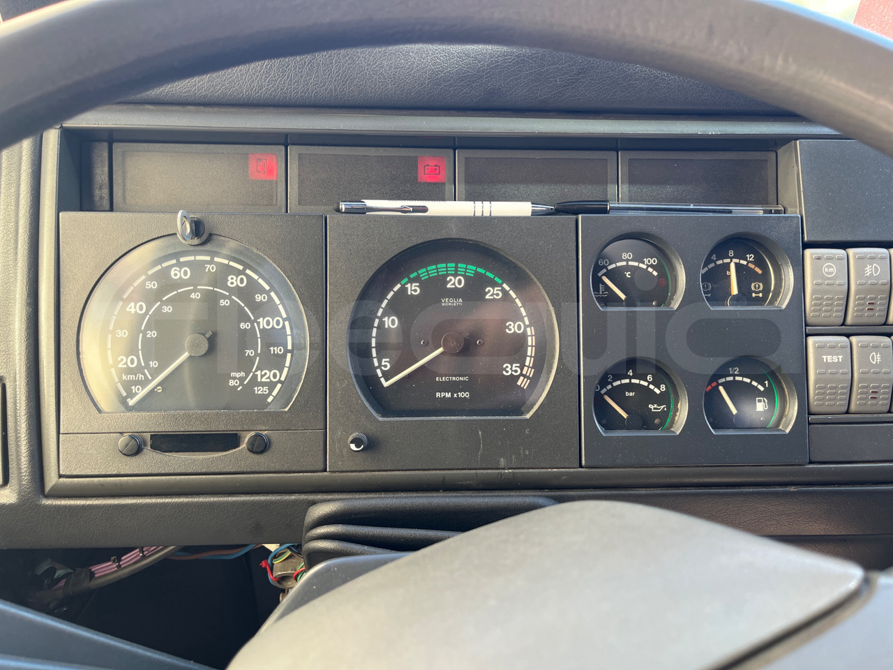 Iveco E24 - Autocar: foto 3 Iveco E24 - Autocar: foto 3