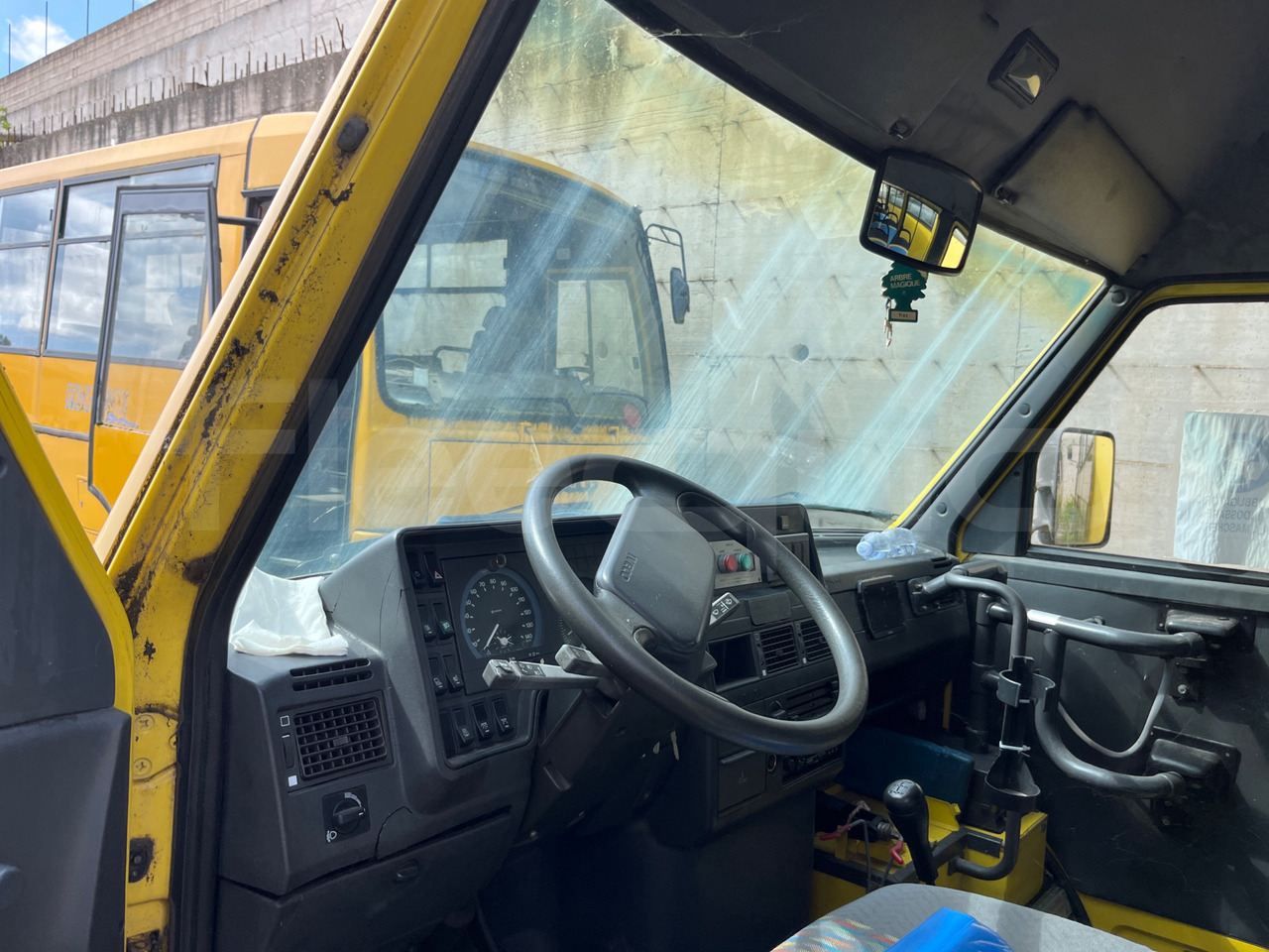 Iveco Turbo Daily - Autobús escolar: foto 5 Iveco Turbo Daily - Autobús escolar: foto 5