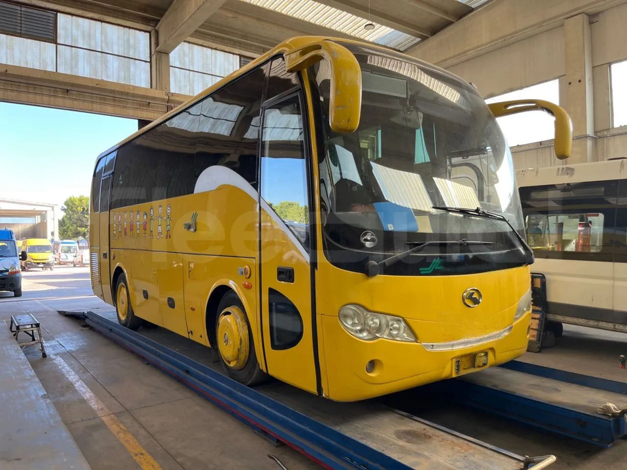 King Long XMQ6800 - Autobús escolar: foto 1 King Long XMQ6800 - Autobús escolar: foto 1