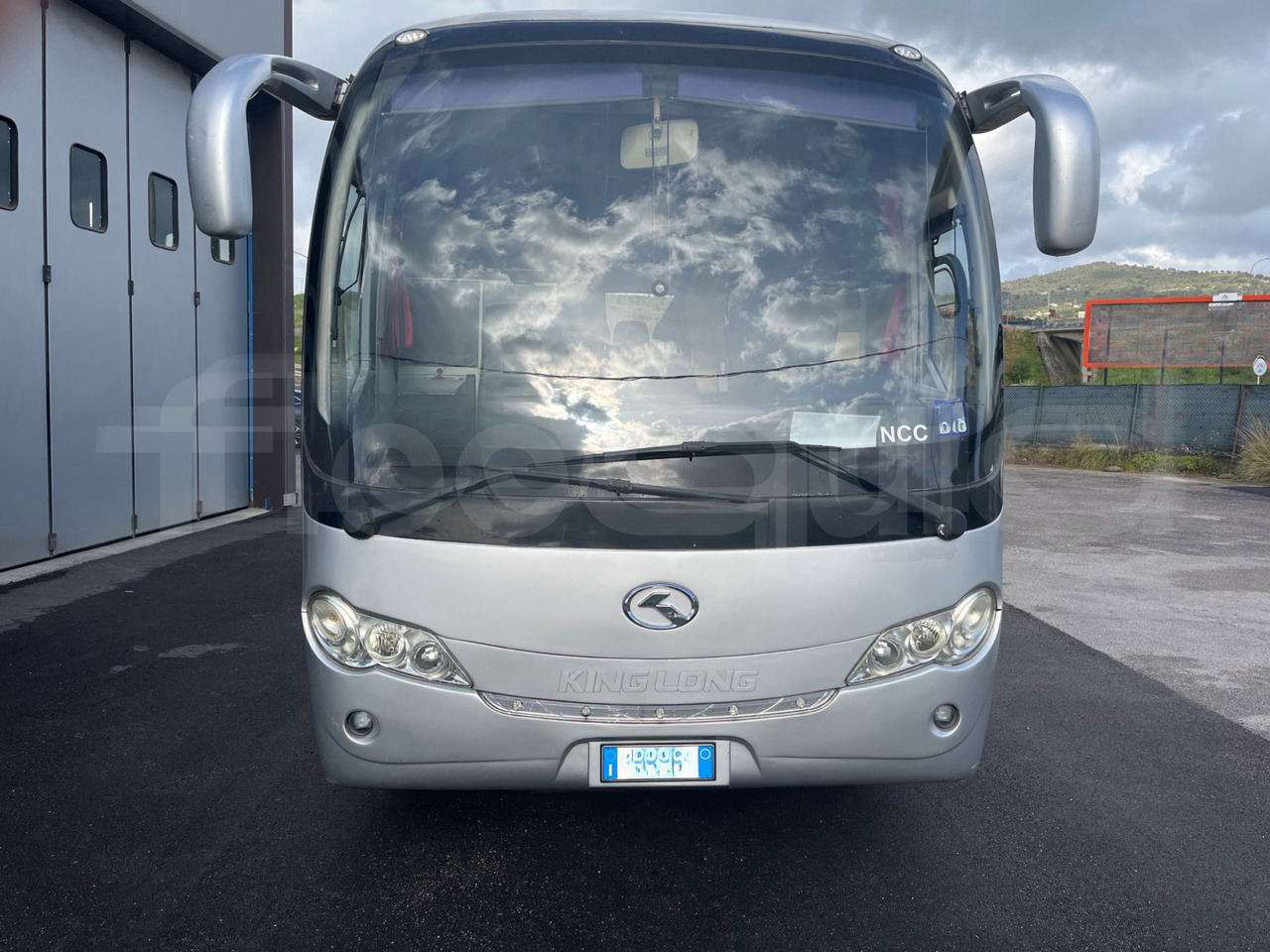 King Long XMQ6900 - Autocar: foto 2 King Long XMQ6900 - Autocar: foto 2