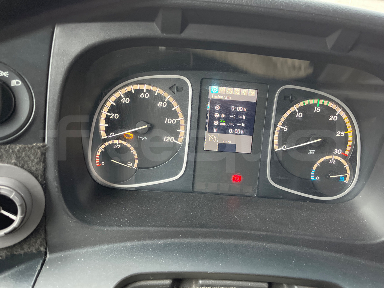 Mercedes-Benz Atego - Autocar: foto 3 Mercedes-Benz Atego - Autocar: foto 3