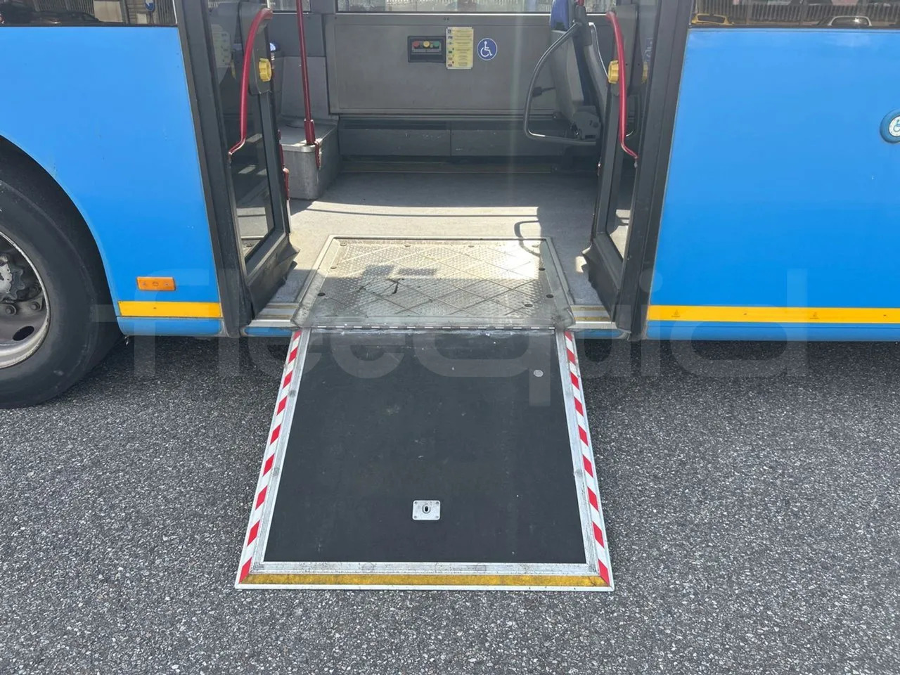 Arrendamiento de  Mercedes-Benz Citaro G Mercedes-Benz Citaro G: foto 15