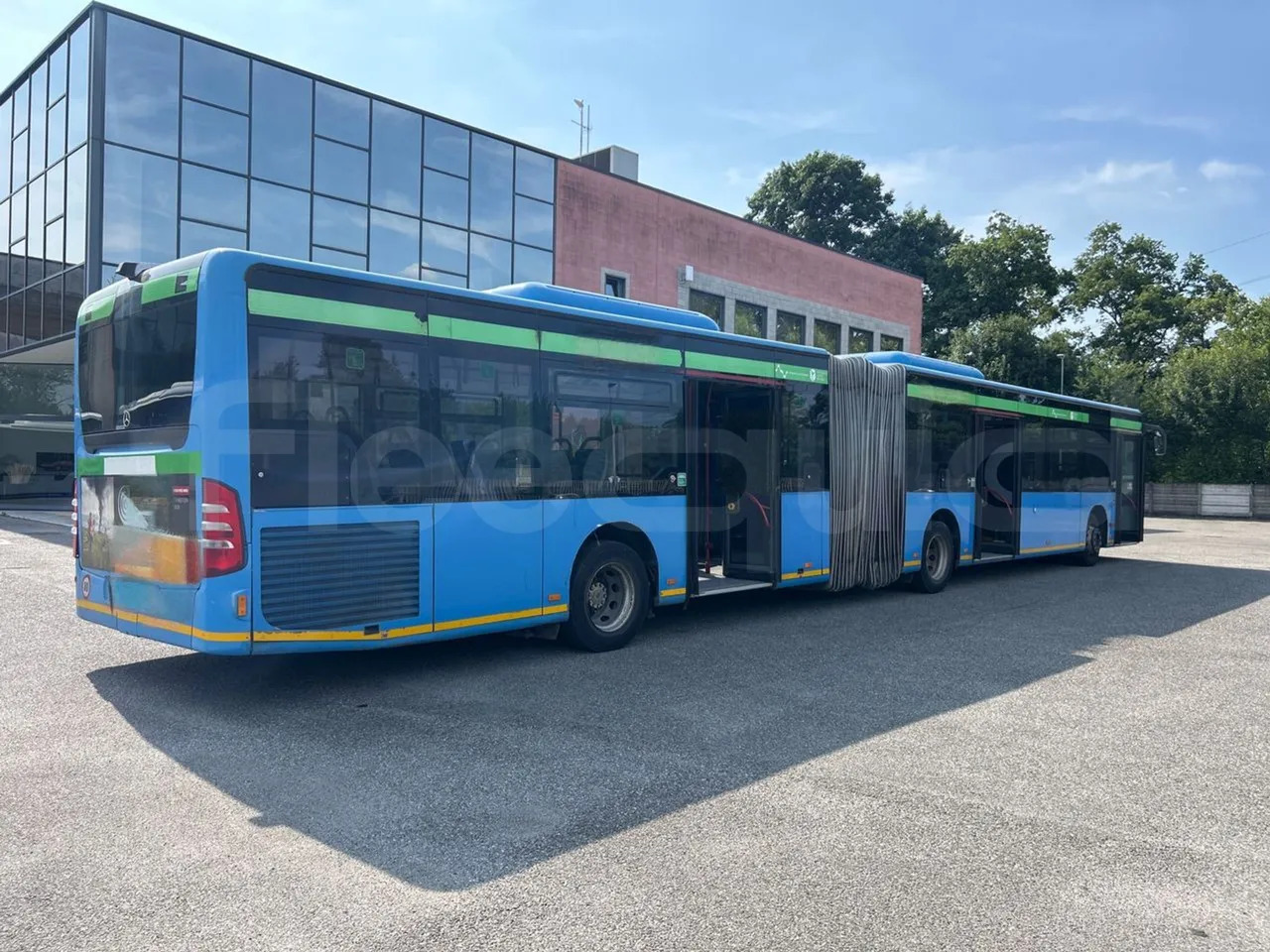 Arrendamiento de  Mercedes-Benz Citaro G Mercedes-Benz Citaro G: foto 8
