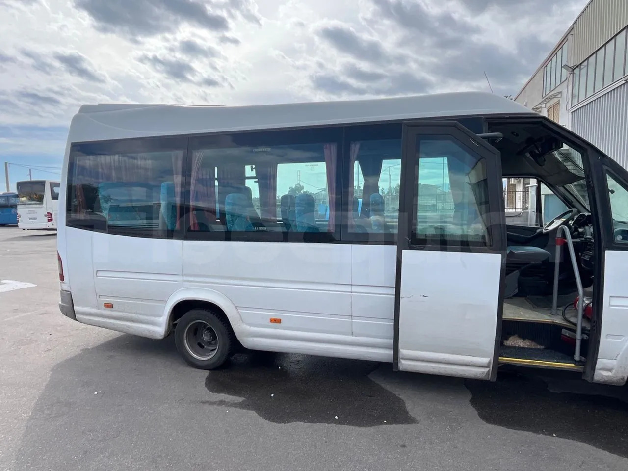 Autobús suburbano Mercedes-Benz Sprinter: foto 17