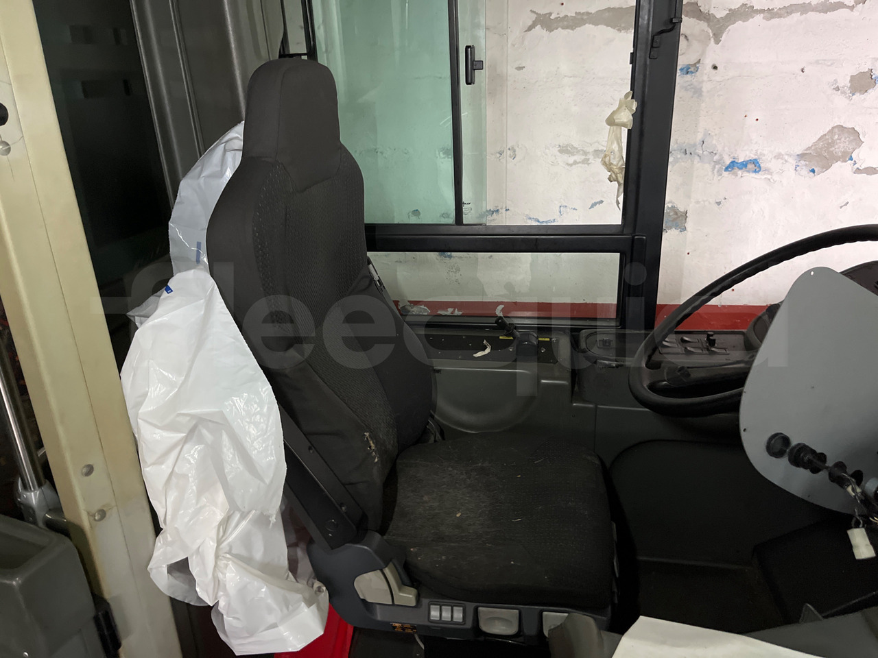 Autobús urbano Van Hool A330: foto 17