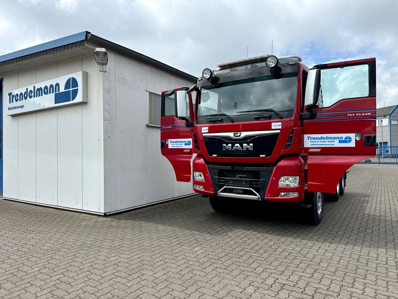 MAN TGX 33.640 6x4 Kipphydraulic-Retarder - Cabeza tractora: foto 2 MAN TGX 33.640 6x4 Kipphydraulic-Retarder - Cabeza tractora: foto 2