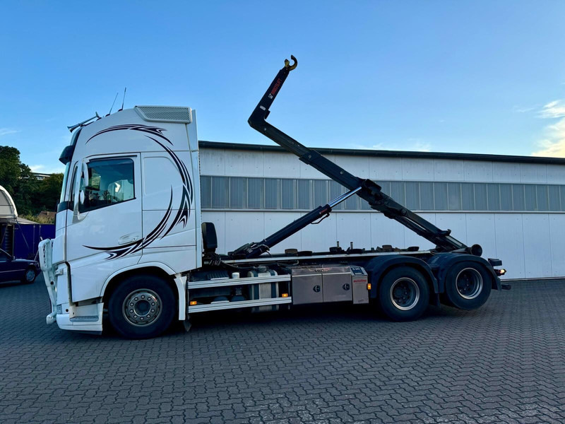 Volvo FH 540 6x4 Liftachse ARK-Hooklift-Funk-Radio-Comand Retarder - Camión multibasculante: foto 2 Volvo FH 540 6x4 Liftachse ARK-Hooklift-Funk-Radio-Comand Retarder - Camión multibasculante: foto 2
