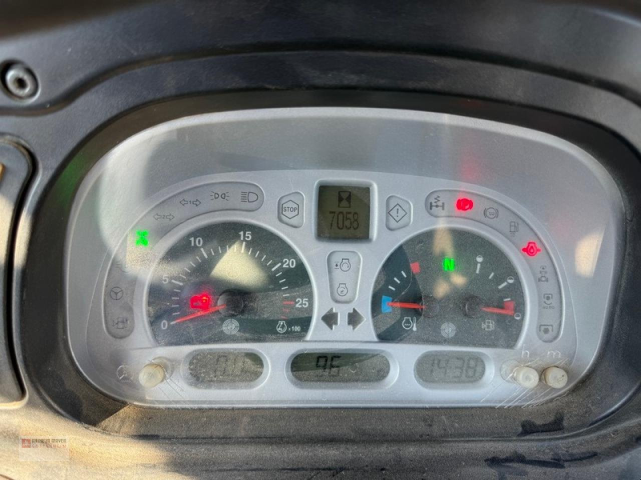 Steyr CVT 6170 - Tractor: foto 3 Steyr CVT 6170 - Tractor: foto 3