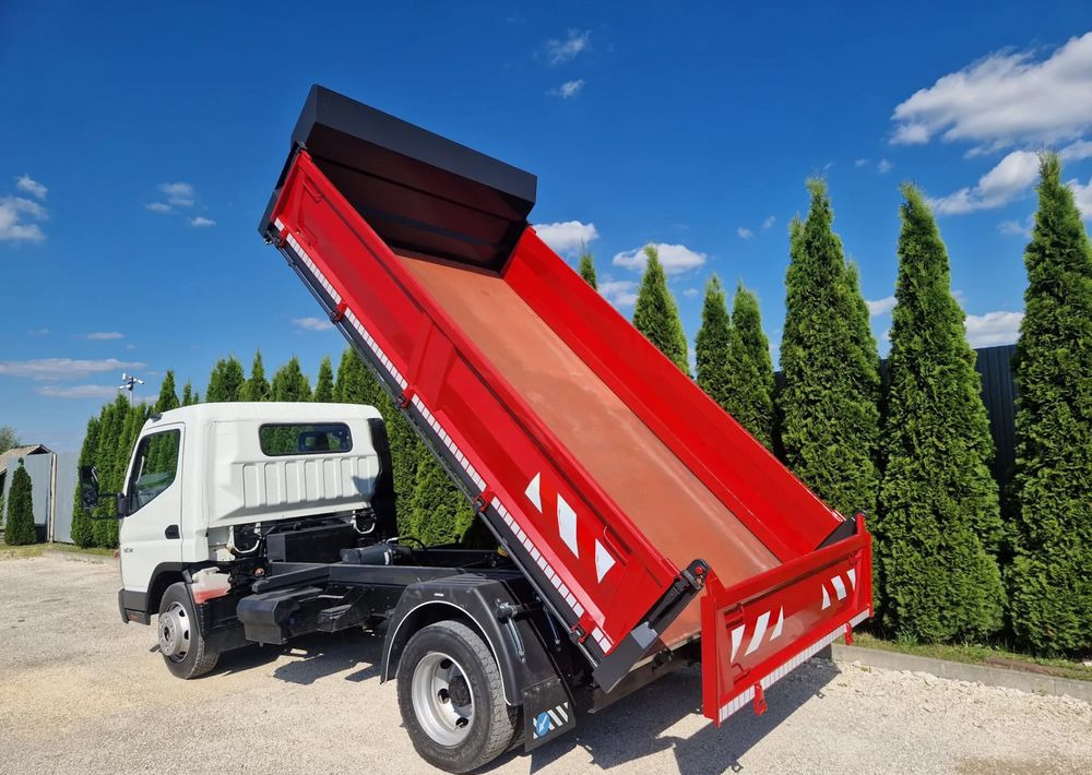 Mitsubishi Canter 7c15 3.0 150KM - Furgoneta basculante: foto 3 Mitsubishi Canter 7c15 3.0 150KM - Furgoneta basculante: foto 3