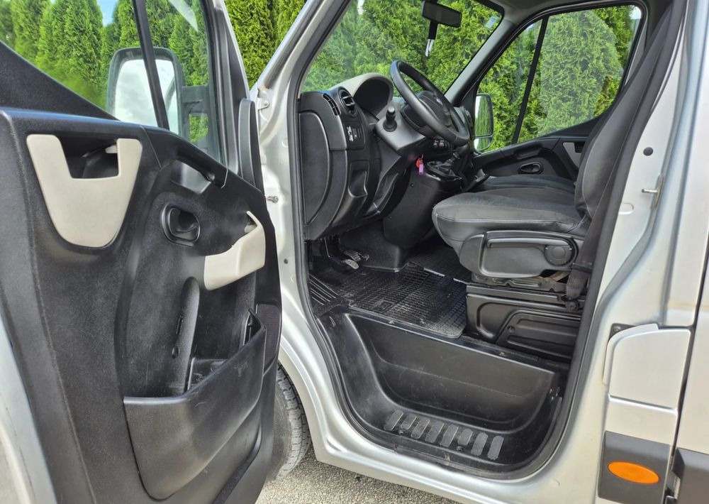 Opel Movano 2.3 165KM - Furgoneta combi: foto 5 Opel Movano 2.3 165KM - Furgoneta combi: foto 5