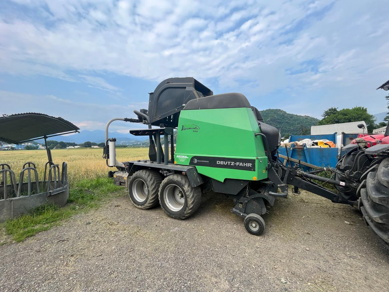 Deutz-Fahr Varimaster 560 - Rotoempacadora: foto 1 Deutz-Fahr Varimaster 560 - Rotoempacadora: foto 1