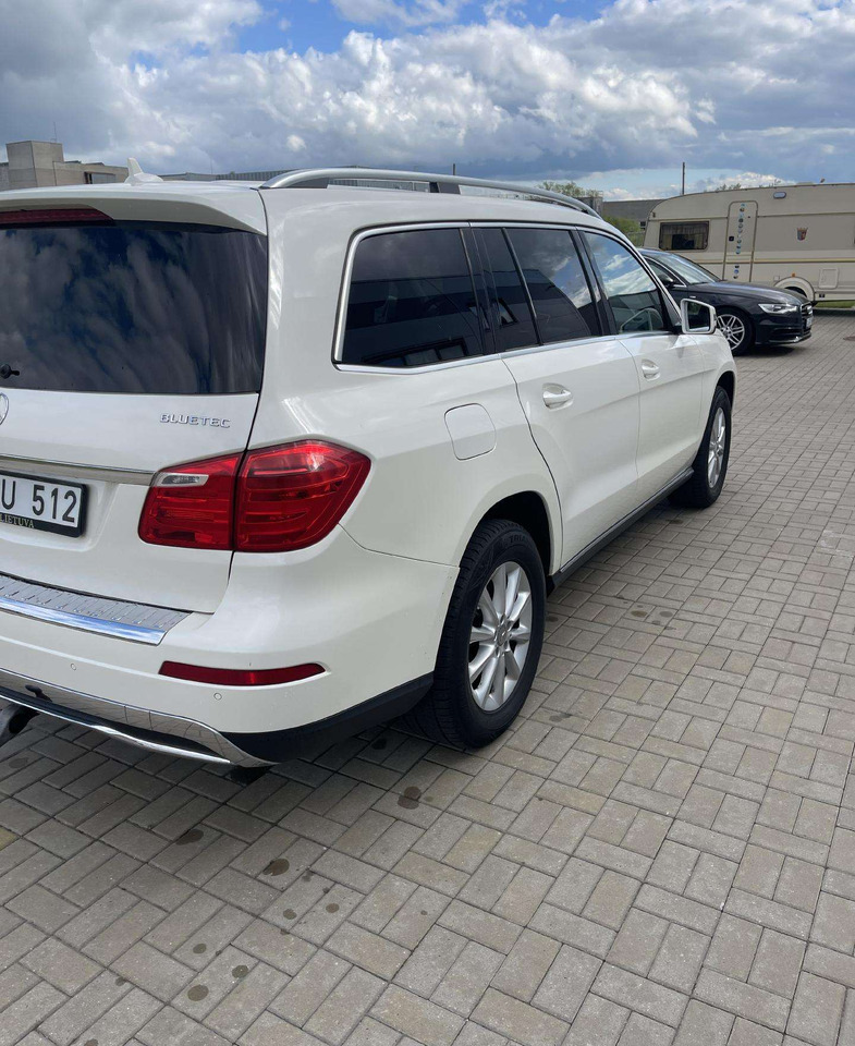 Mercedes-Benz GL350 - SUV/ Todoterreno: foto 3 Mercedes-Benz GL350 - SUV/ Todoterreno: foto 3