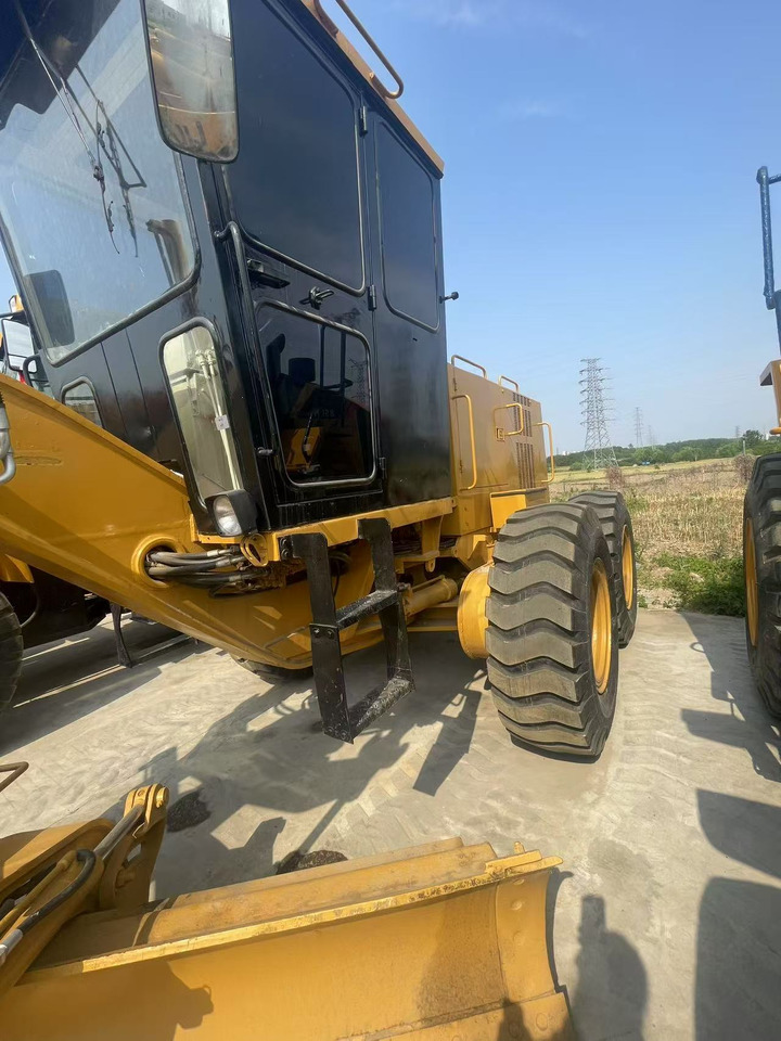 CATERPILLAR 140g used motor grader Source supply low price Road construction equipment - Grader: foto 3 CATERPILLAR 140g used motor grader Source supply low price Road construction equipment - Grader: foto 3