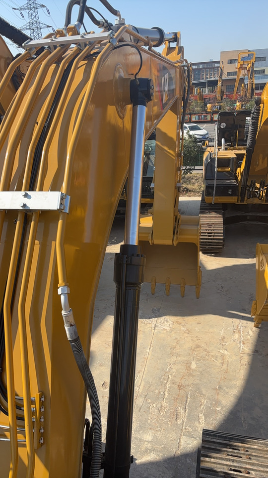 CATERPILLAR 330D2L used excavator source supply - Excavadora de cadenas: foto 4 CATERPILLAR 330D2L used excavator source supply - Excavadora de cadenas: foto 4